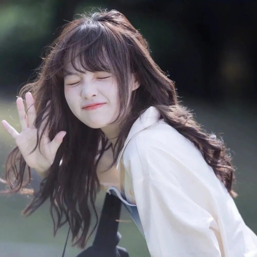 糟糕我被哥哥们包围了