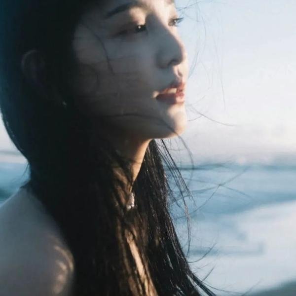 闪婚后我成了全家的心尖宠